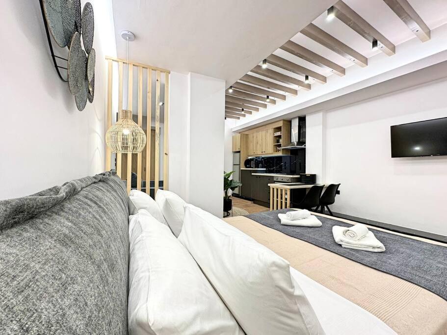Oasis Luxury Apartments Erétria Zewnętrze zdjęcie