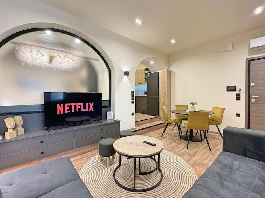 Oasis Luxury Apartments Erétria Zewnętrze zdjęcie